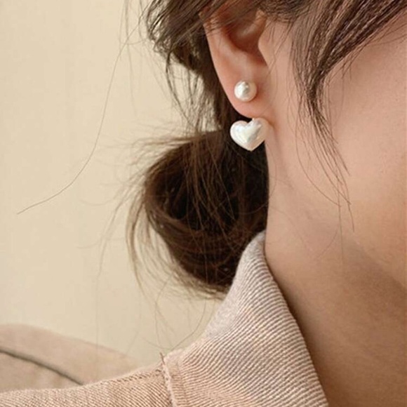 Elegant classic heart earrings with pearls stud - Picture 1 of 5